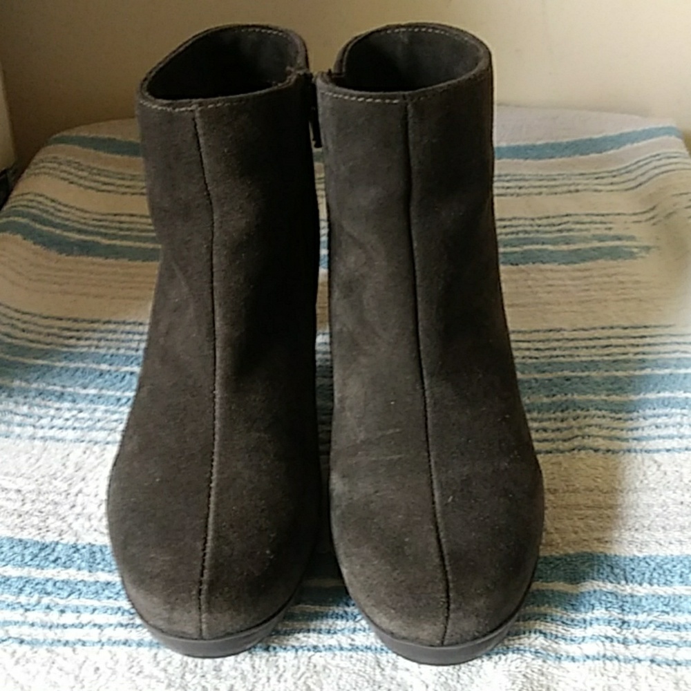 La Canadienne Booties